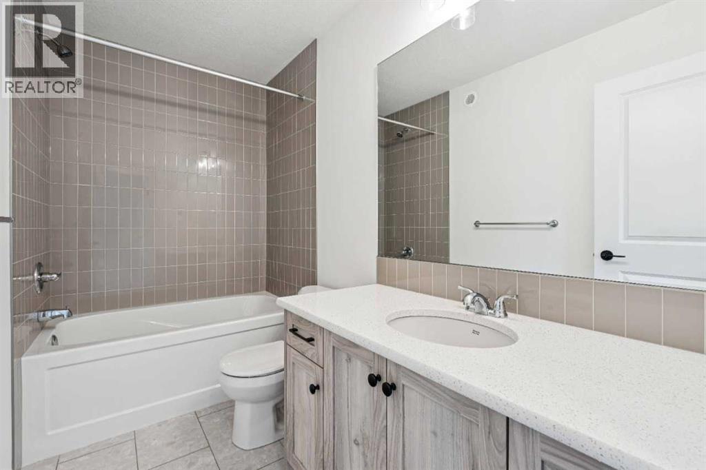 1030 Bayview Crescent Sw Property Photo 22