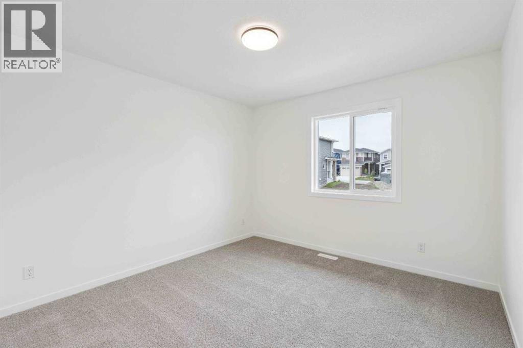 1030 Bayview Crescent Sw Property Photo 25