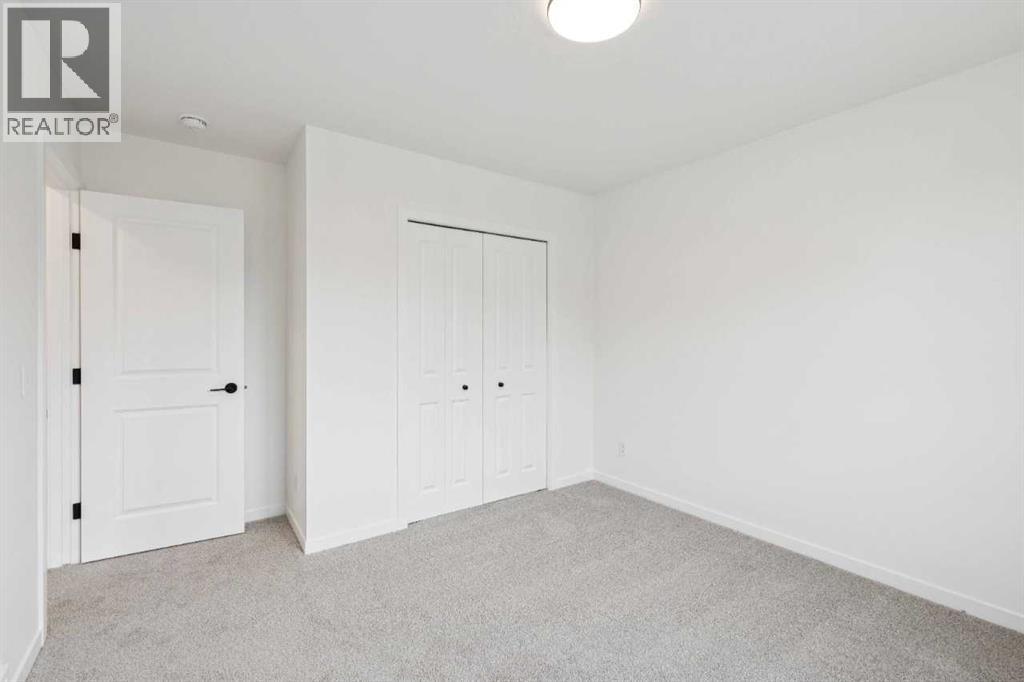 1030 Bayview Crescent Sw Property Photo 26
