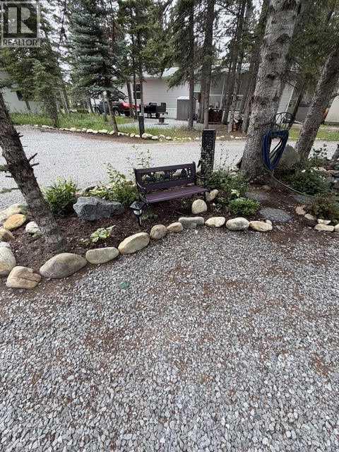 16 Timber Circle Property Photo 4