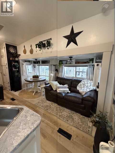 16 Timber Circle Property Photo 16