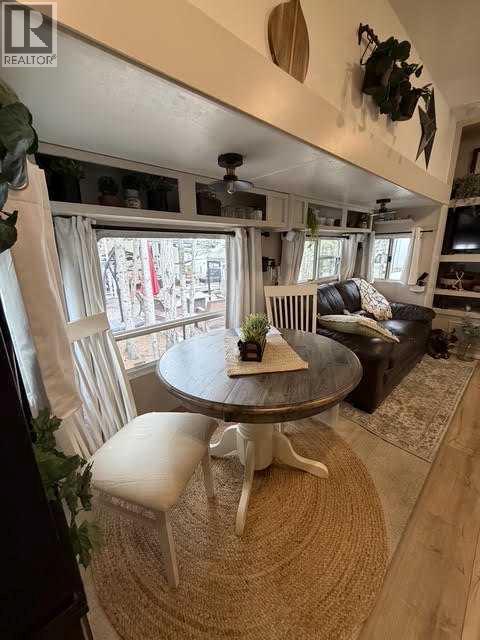 16 Timber Circle Property Photo 24