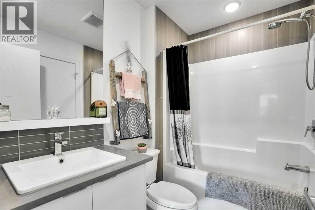 984 Walden Drive Se Property Photo 28