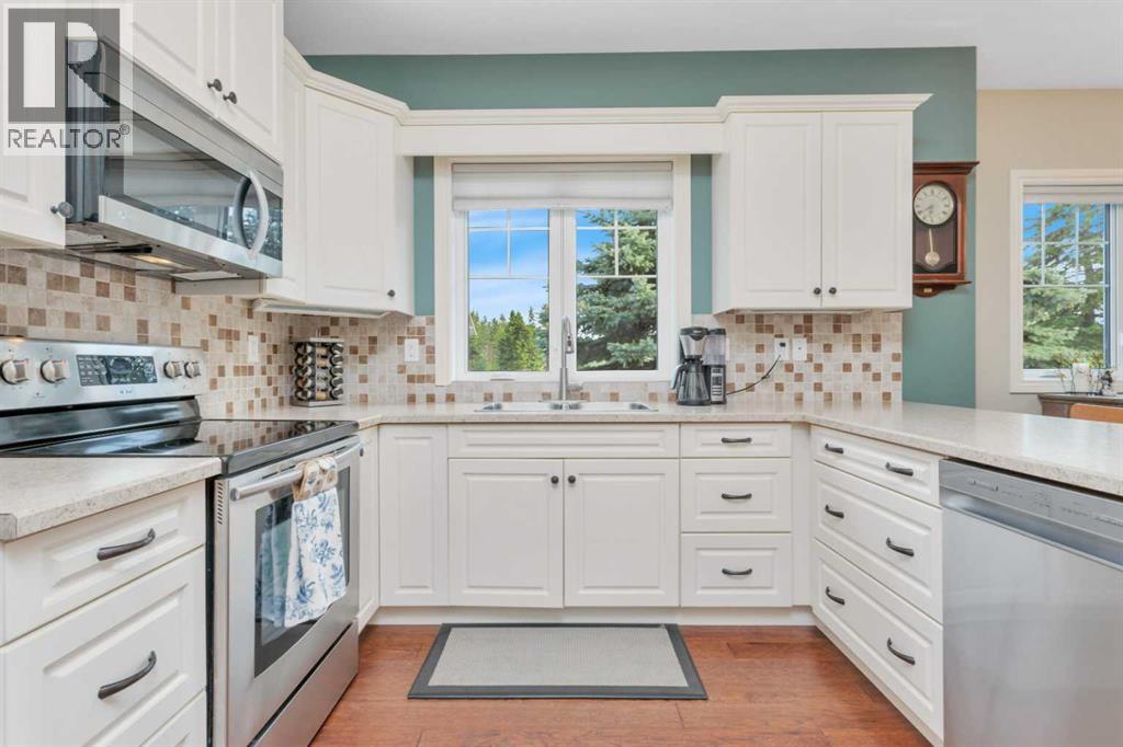 7001 52 Street Property Photo 11