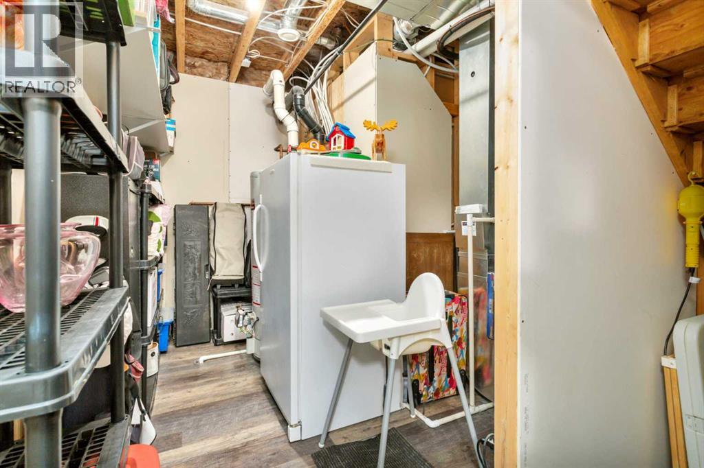 7001 52 Street Property Photo 30