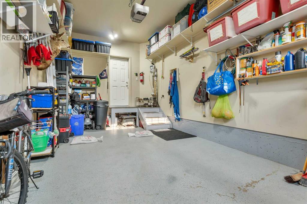 7001 52 Street Property Photo 32