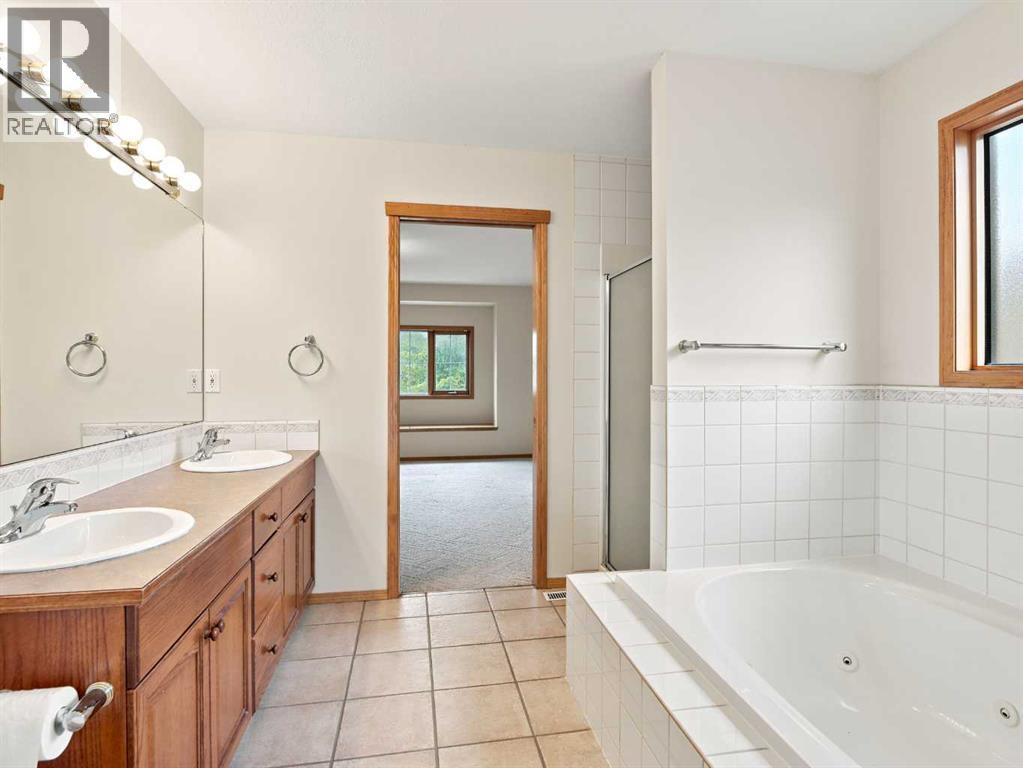 2 Terrace Place Property Photo 23