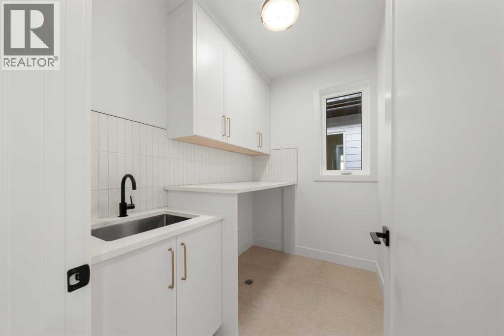 2039 37 Avenue Sw Property Photo 20