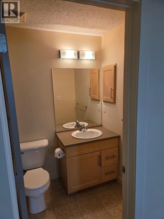 204 Sparrow Hawk Drive Northwest Property Photo 12