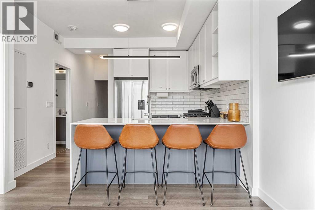 329 9a Street Nw Property Photo 2