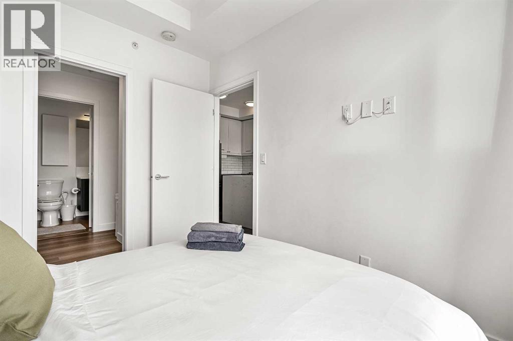 329 9a Street Nw Property Photo 8