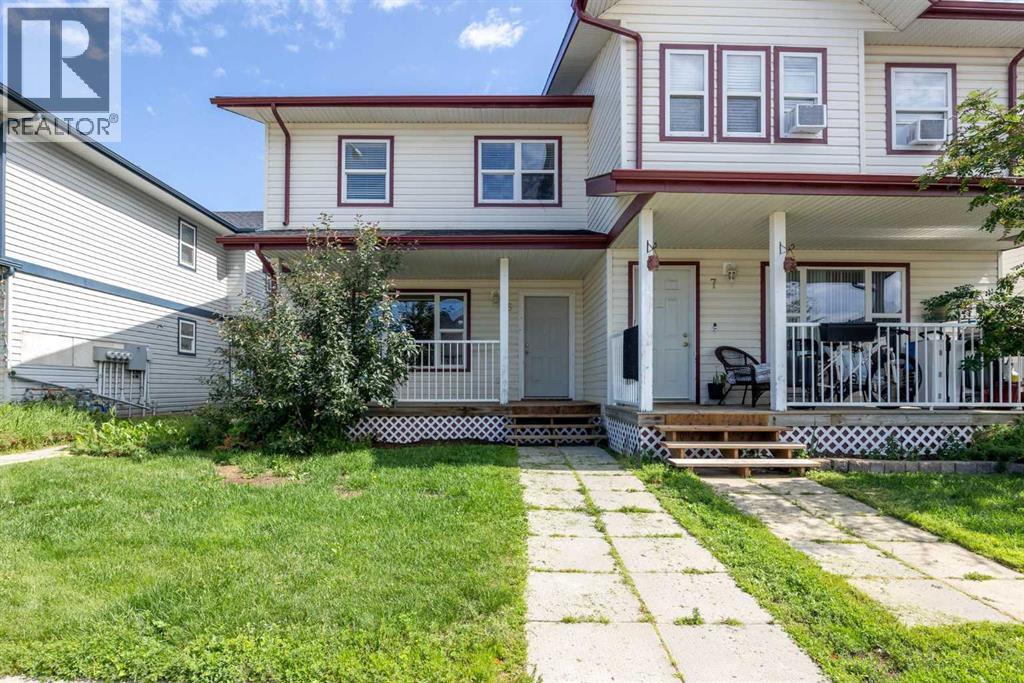 100 St. Laurent Way Property Photo 1
