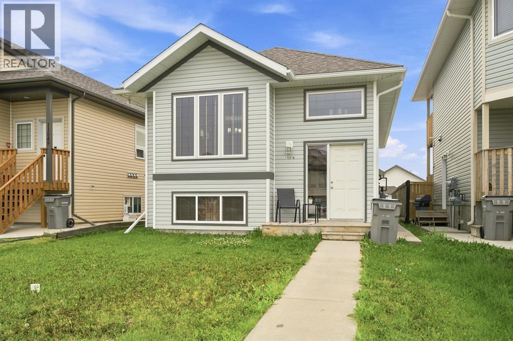 11551 75 Avenue Property Photo 1