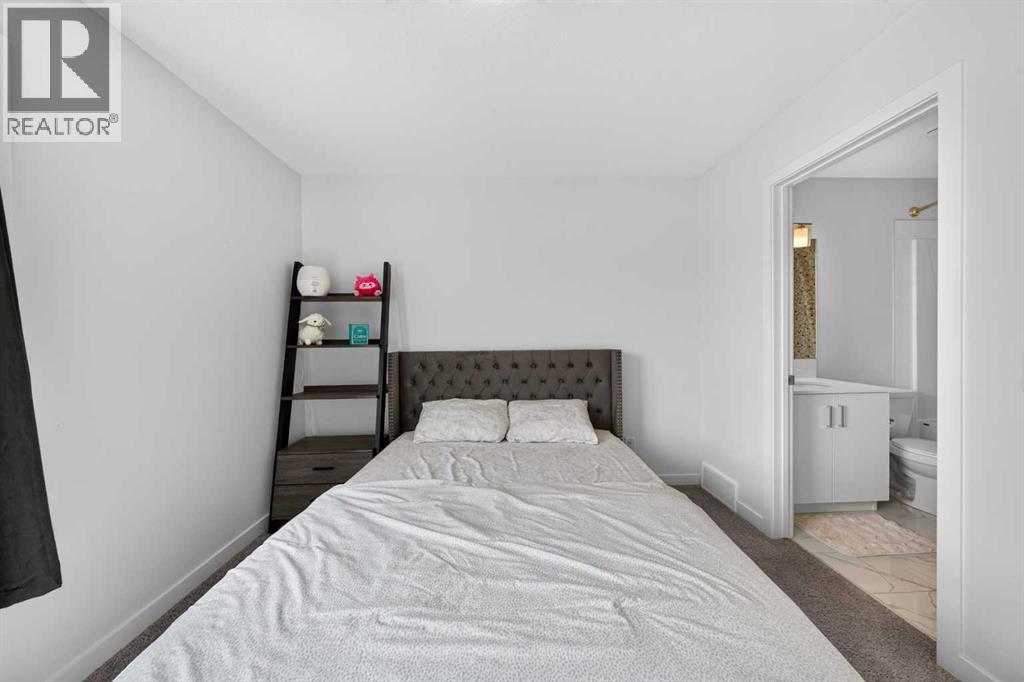 301 Redstone Boulevard Northeast Property Photo 28