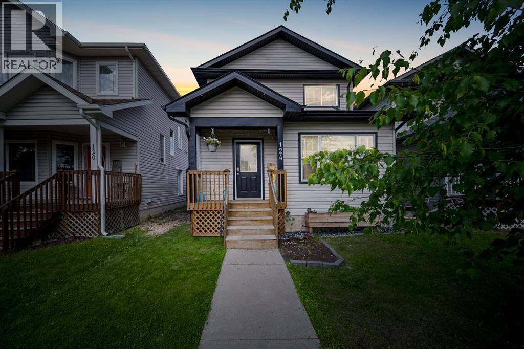 124 Fox Crescent Property Photo 1