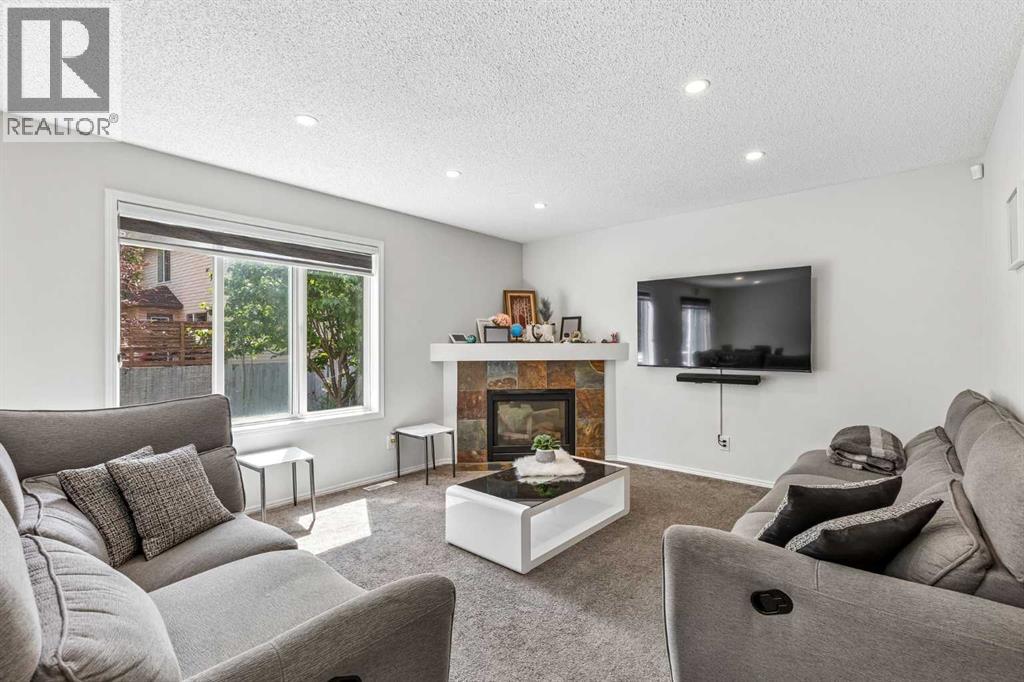 60 Cranfield Park Se Property Photo 12