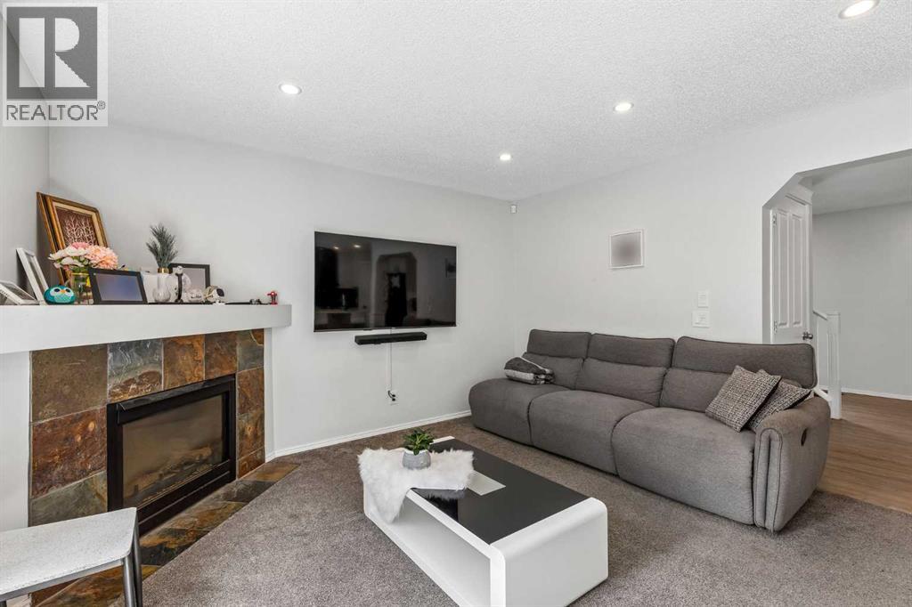 60 Cranfield Park Se Property Photo 15