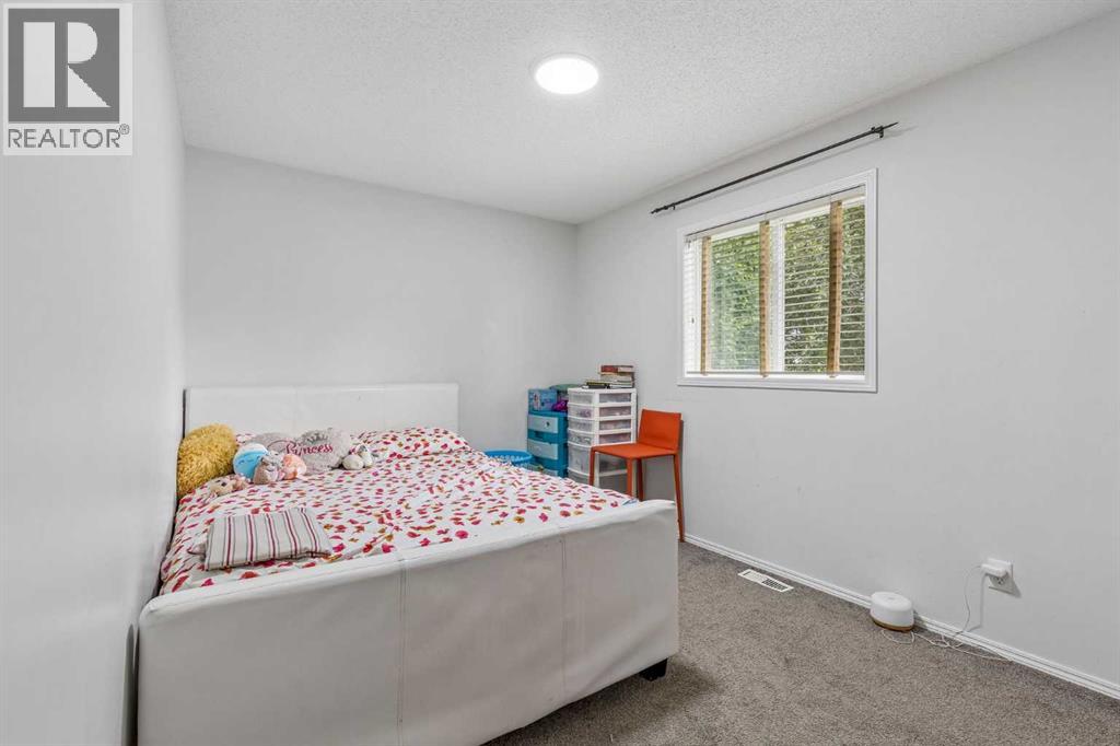 60 Cranfield Park Se Property Photo 20