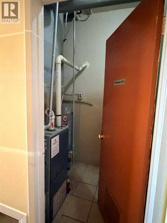 1123 Osler Street Property Photo 13