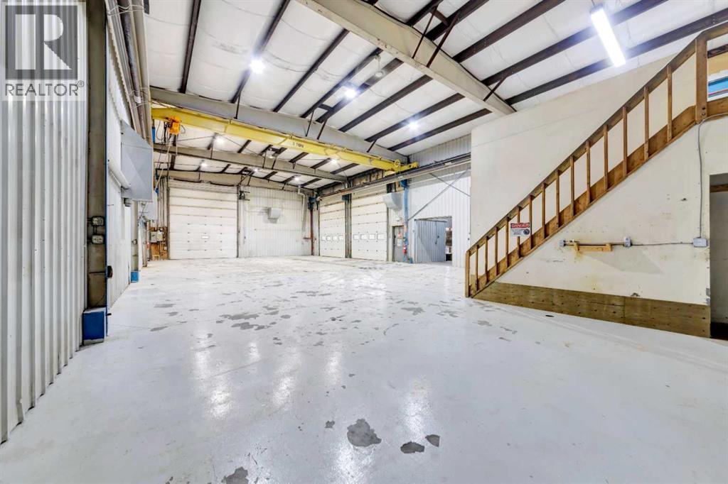 5106 63 Street Property Photo 13
