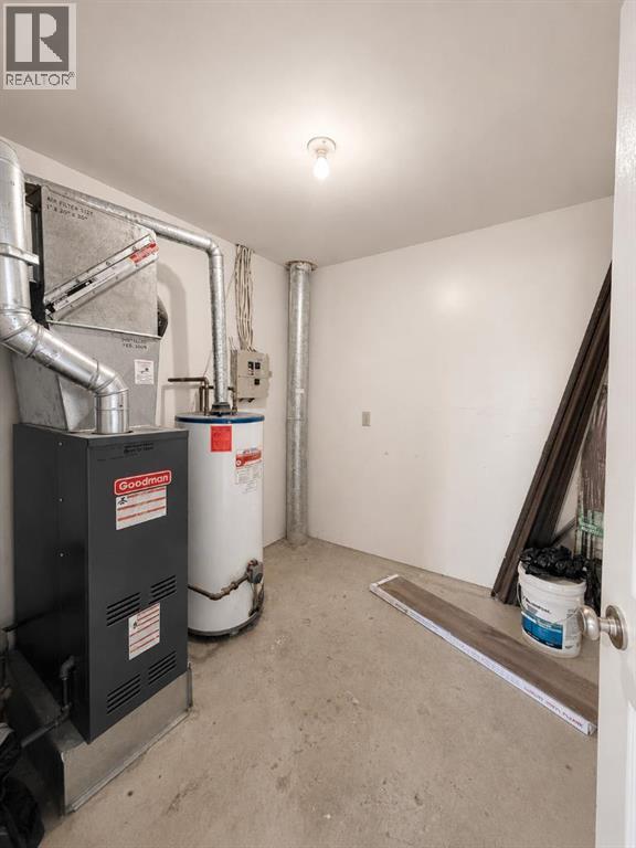 8014805 52 Street Property Photo 11