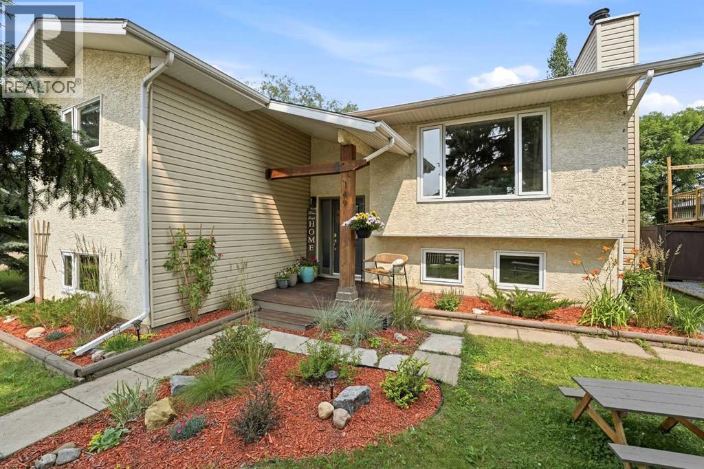 149 McDougall Crescent Property Photo 1