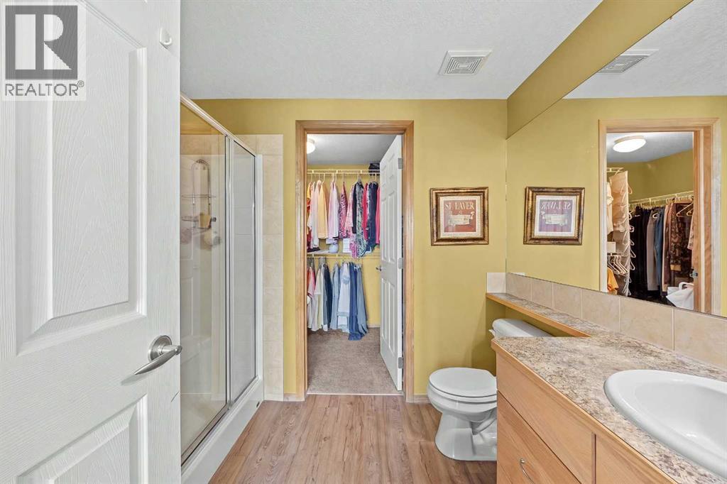 15 Everstone Drive Southwest Property Photo 14