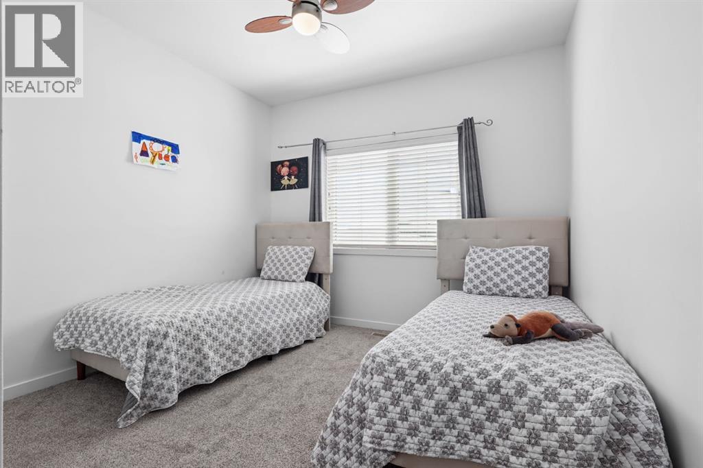 409 Devonia Way W Property Photo 32
