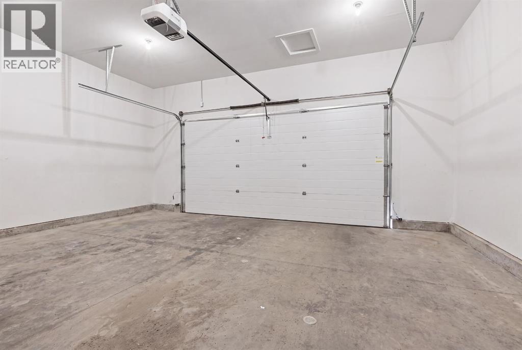 409 Devonia Way W Property Photo 49
