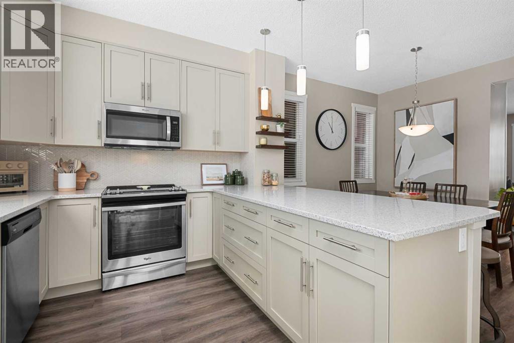 446 Walgrove Way Se Property Photo 12