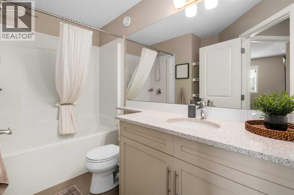 446 Walgrove Way Se Property Photo 24