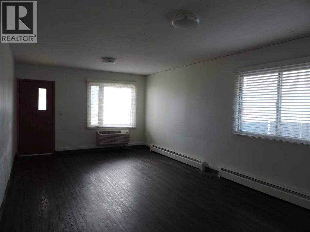 208 Patricia Street Property Photo 5