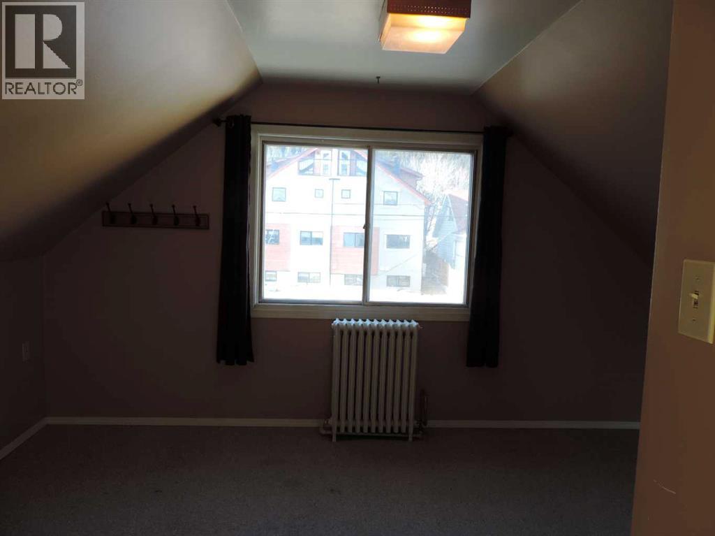 208 Patricia Street Property Photo 12