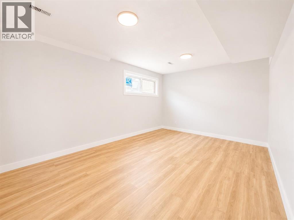 10902 97th Avenue Property Photo 14