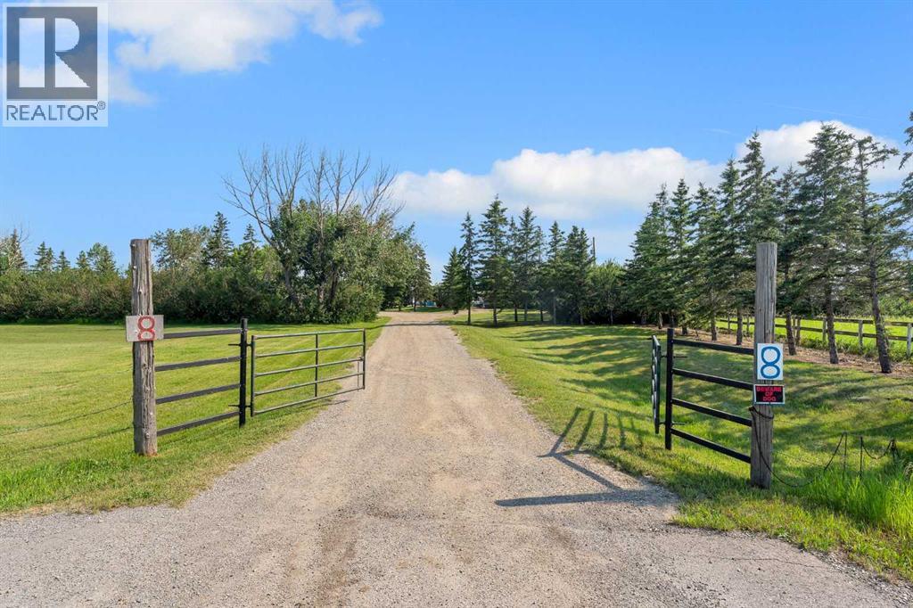 283055 Township Road 250 Property Photo 13