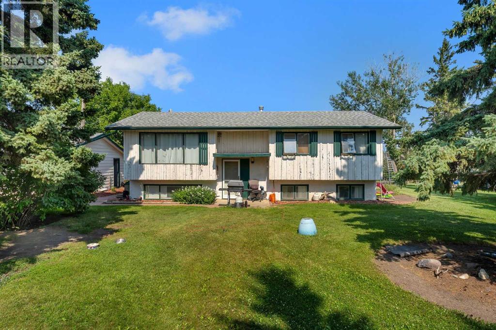 283055 Township Road 250 Property Photo 17