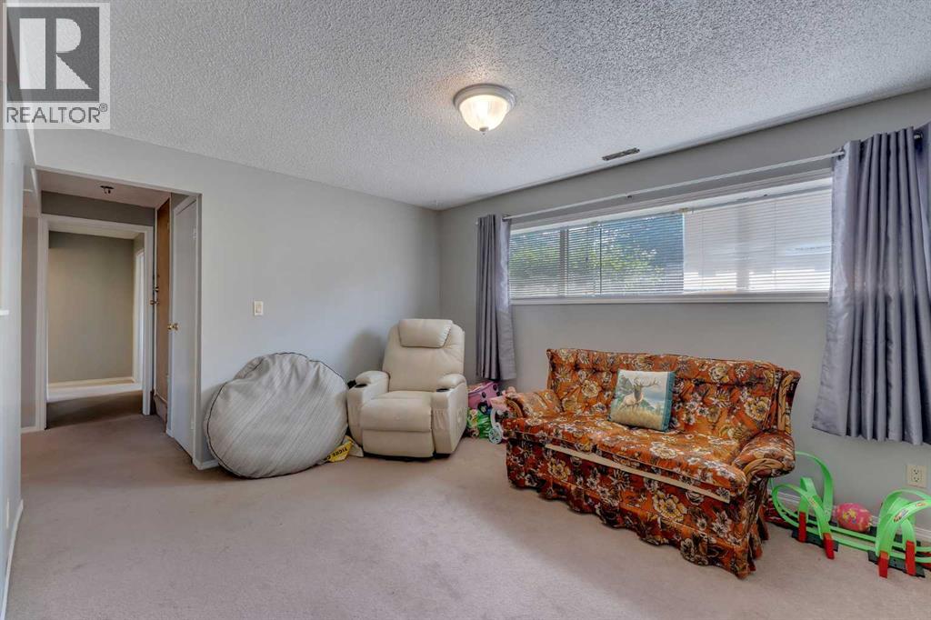 283055 Township Road 250 Property Photo 20