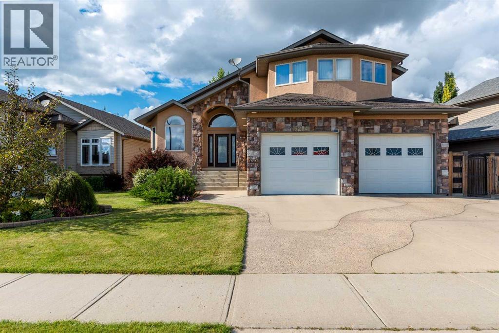5204 15 Street Property Photo 1