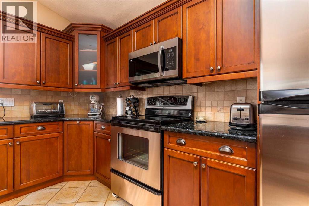 5204 15 Street Property Photo 11