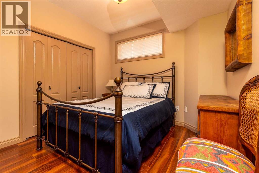 5204 15 Street Property Photo 25