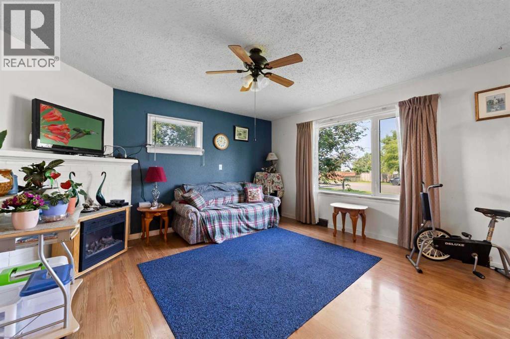 1019 Main Street Property Photo 7