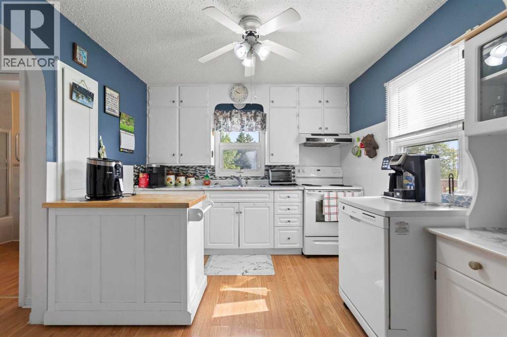 1019 Main Street Property Photo 11