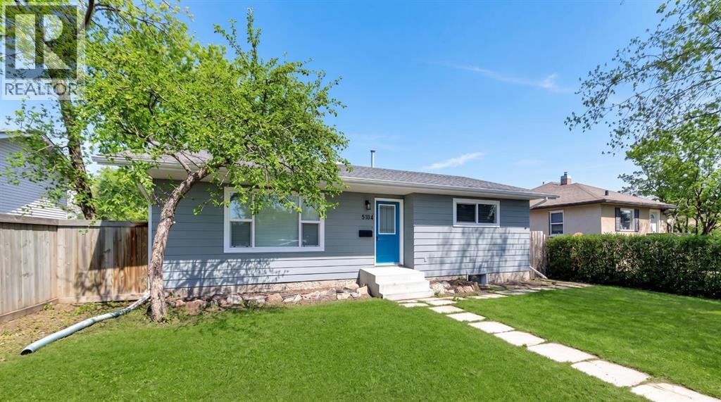 5104 54a Street Property Photo 1