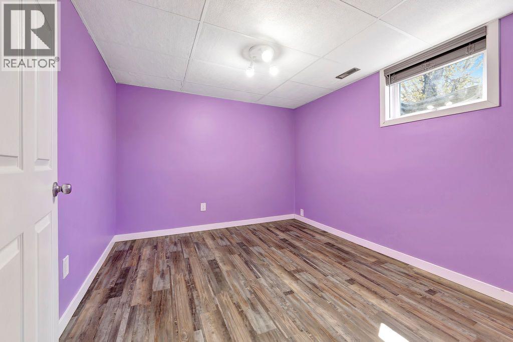 5104 54a Street Property Photo 24