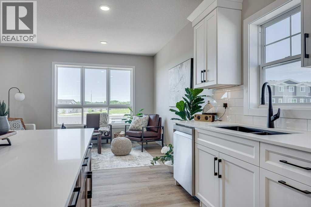 15 Ellington Crescent Property Photo 8
