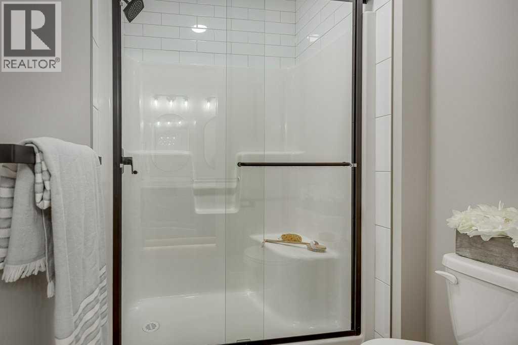 15 Ellington Crescent Property Photo 17