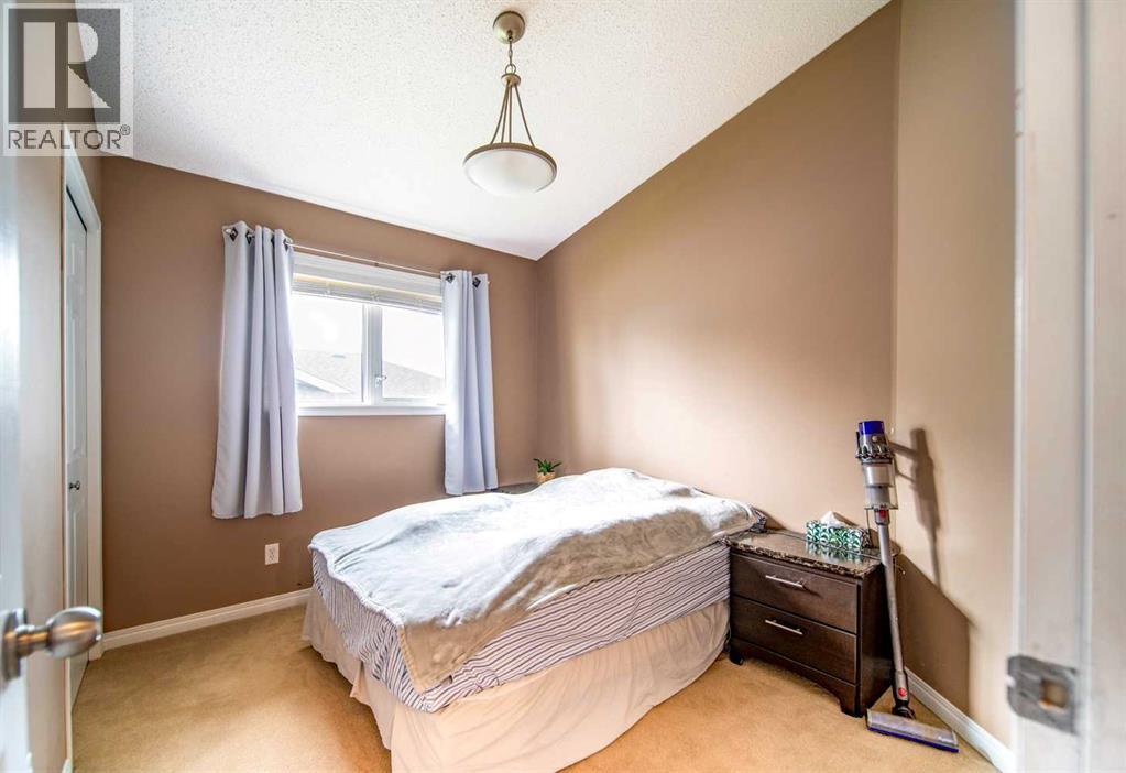 1025 30 Street Property Photo 8