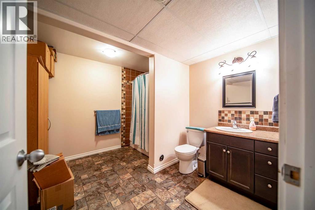 1025 30 Street Property Photo 14