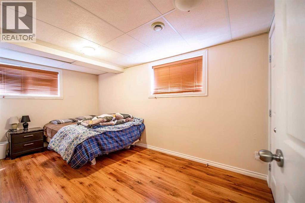 1025 30 Street Property Photo 15