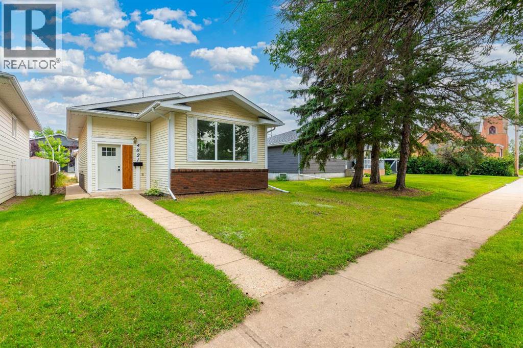 4821 48 Street Property Photo 1